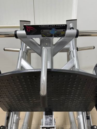 45° Linear Leg Press photo 4