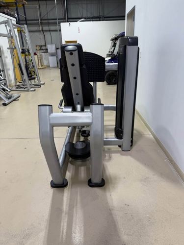 Selectorized Seated Leg Press photo 5